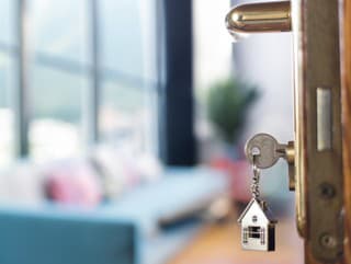 Muž si chcel prenajať