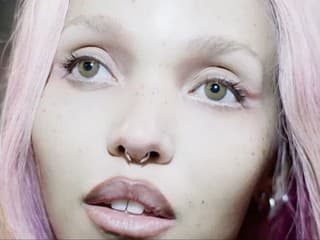 FKA Twigs, video Love