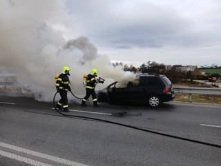 Trenčianski hasiči mali plné