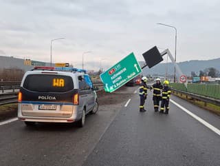 AKTUÁLNE Nehoda kamióna na