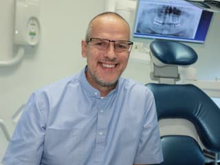 MUDr. Alexander Schill: Táto