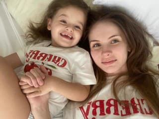 Broňa Gregušová s dcérkou