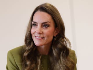 Princezná Kate OČARILA novým