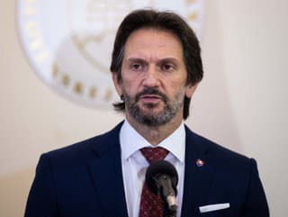 Minister obrany Kaliňák šiel