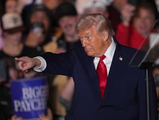 USA zadržali v blízkosti