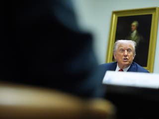 Trump plánuje telefonovať s