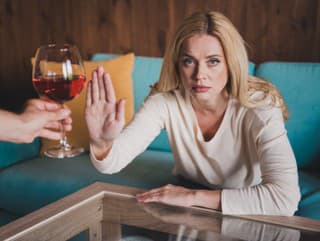 Lekár úprimne PREHOVORIL: Alkohol