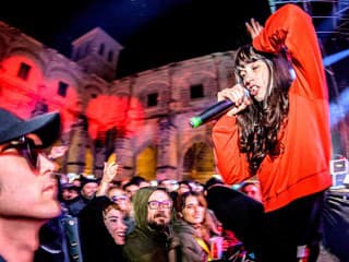 Dame Area, Monkey Week