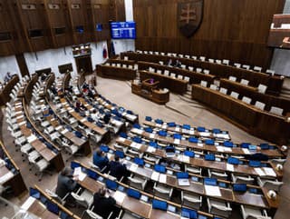 Poslanci Národnej rady (NR)