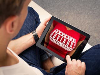 KYBERNETICKÝ útok na PornHub: