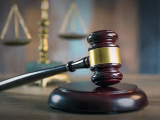 Priznal sa k podplácaniu!