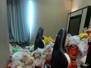 Hosť zanechal izbu v