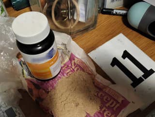 Díler mal počas zadržania