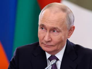 MIMORIADNY ONLINE Putin tvrdí,