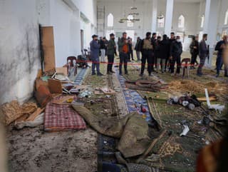 Teror počas piatkových modlitieb