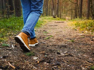 Po dojedení si nesadajte: