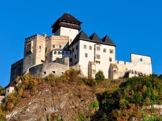 Oulu a Trenčín sú