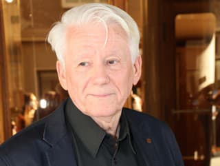 Odhalenie pamätnej dlaždice Milana