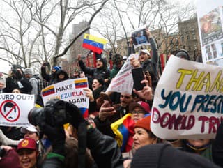 MIMORIADNE Radikálne kroky Trumpa