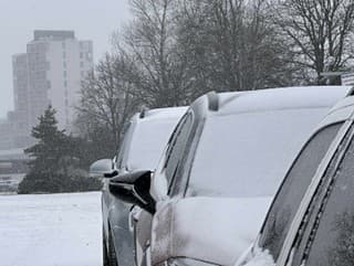 SSC upozorňuje na zľadovatený