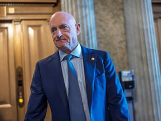Senátor Mark Kelly, demokrat