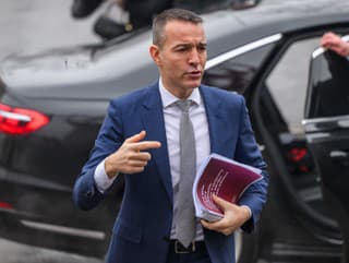 Minister školstva, vedy, výskumu,