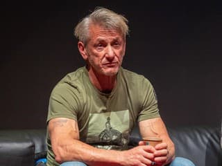 Slávny herec (65) na