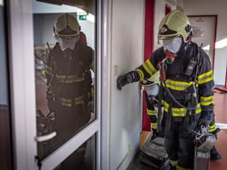 Hasiči mali plno práce: