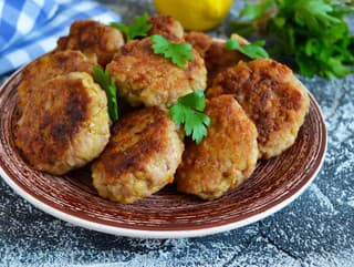 Šťavnaté fašírky: Koľko vajec