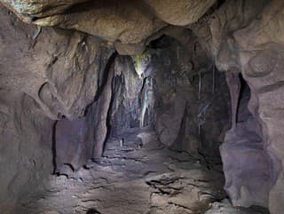 jaskynný komplex Gorham’s Cave
