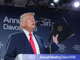 Donald Trump v Davose