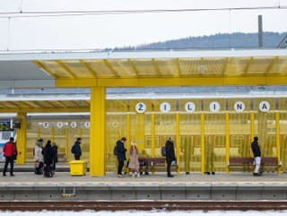 Na snímke zrekonštruovaná železničná