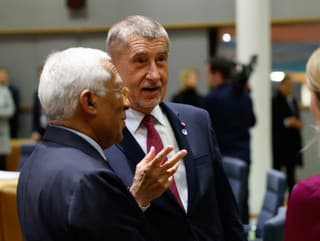 Vládna koalícia by mala