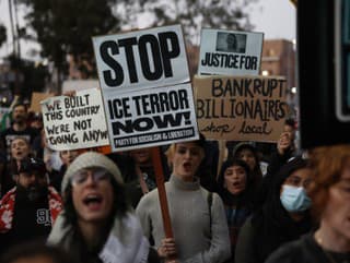 Streľba v Minneapolise vyvolala