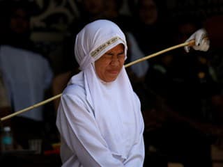 Žena dostala 140 rán