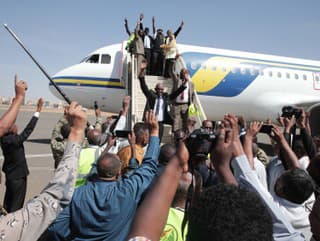 Rodinní príslušníci a priatelia