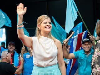 Laura Fernándezová.