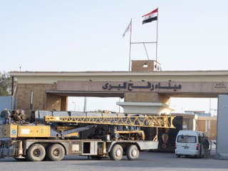 Žeriav vstupuje na hraničný