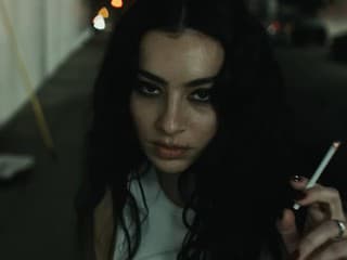 Charli XCX, video Residue