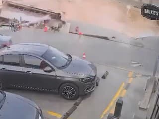 Čerpacia stanica zmizla pod