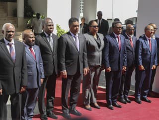 Prechodní členovia prezidentskej rady