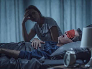 Ako zaspať, keď vedľa