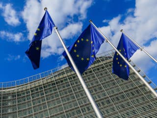 Europoslanci prijali plán na