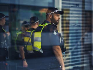 Austrálska polícia udrela: Dvojica