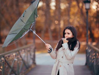 Pozor na víchricu aj