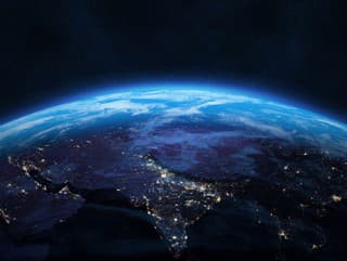 STRATÍ Zem na SEDEM