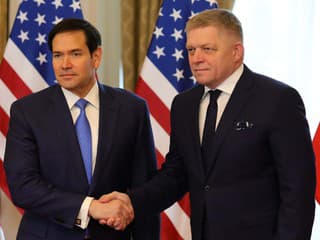 Marco Rubio si podáva