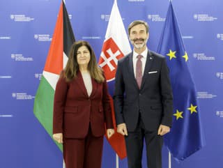 Na snímke minister zahraničných