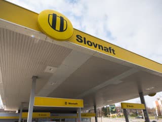 Slovnaft ZASTAVUJE vývoz nafty