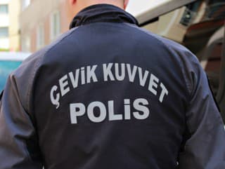 Turecká polícia zadržala novinára